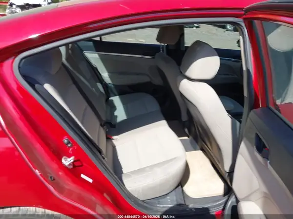 KMHD74LF3KU777462 2019 HYUNDAI ELANTRA - Image 8