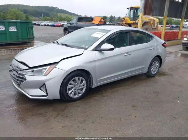 KMHD74LF3KU785769 2019 HYUNDAI ELANTRA - Image 2