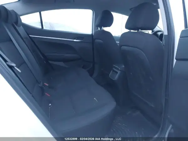 KMHD74LF3KU805602 2019 HYUNDAI ELANTRA - Image 8