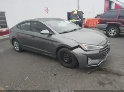 KMHD74LF3KU806832 2019 HYUNDAI ELANTRA