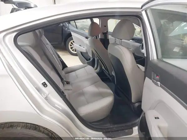 KMHD74LF3KU833402 2019 HYUNDAI ELANTRA - Image 8