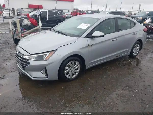 KMHD74LF3LU017470 2020 HYUNDAI ELANTRA - Image 2