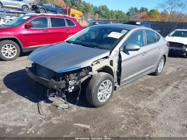 KMHD74LF3LU061971 2020 HYUNDAI ELANTRA - Image 2