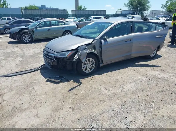 KMHD74LF3LU924817 2020 HYUNDAI ELANTRA - Image 2