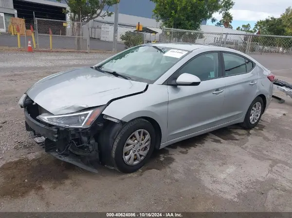 KMHD74LF3LU949359 2020 HYUNDAI ELANTRA - Image 2