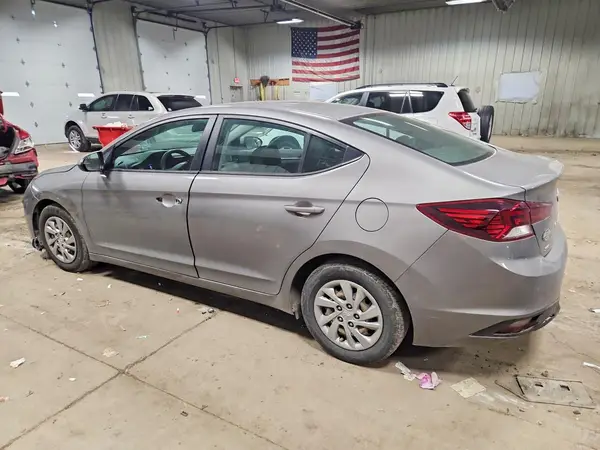 KMHD74LF3LU971409 2020 HYUNDAI ELANTRA - Image 2
