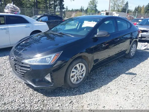 KMHD74LF3LU975671 2020 HYUNDAI ELANTRA - Image 2