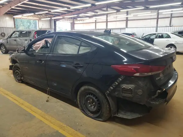 KMHD74LF4HU058679 2017 HYUNDAI ELANTRA - Image 2
