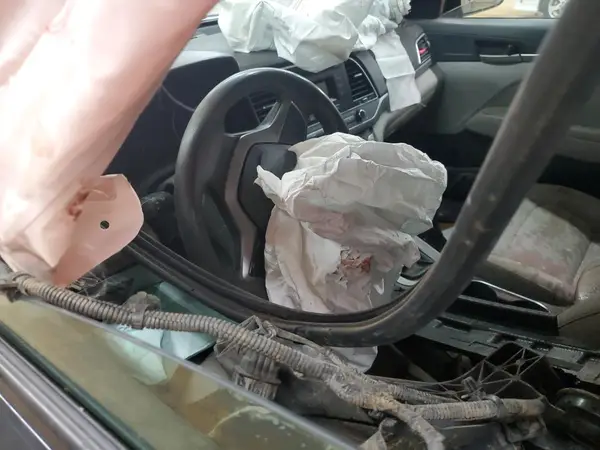KMHD74LF4HU058679 2017 HYUNDAI ELANTRA - Image 8