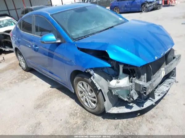 KMHD74LF4HU067110 2017 HYUNDAI ELANTRA - Image 1