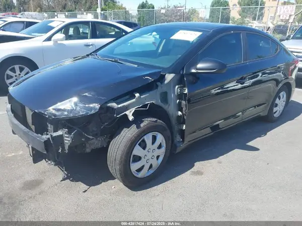 KMHD74LF4HU089608 2017 HYUNDAI ELANTRA - Image 2
