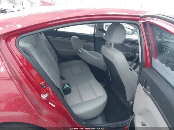 KMHD74LF4HU096008 2017 HYUNDAI ELANTRA - Image 8
