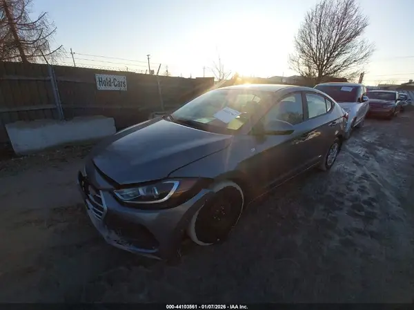 KMHD74LF4HU098180 2017 HYUNDAI ELANTRA - Image 2