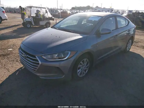 KMHD74LF4HU109260 2017 HYUNDAI ELANTRA - Image 2