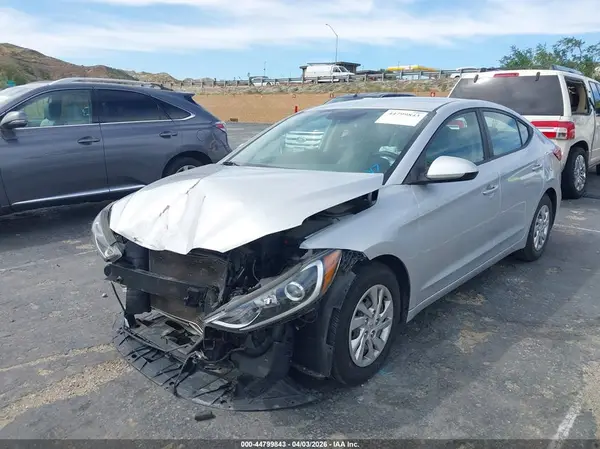 KMHD74LF4HU111526 2017 HYUNDAI ELANTRA - Image 2