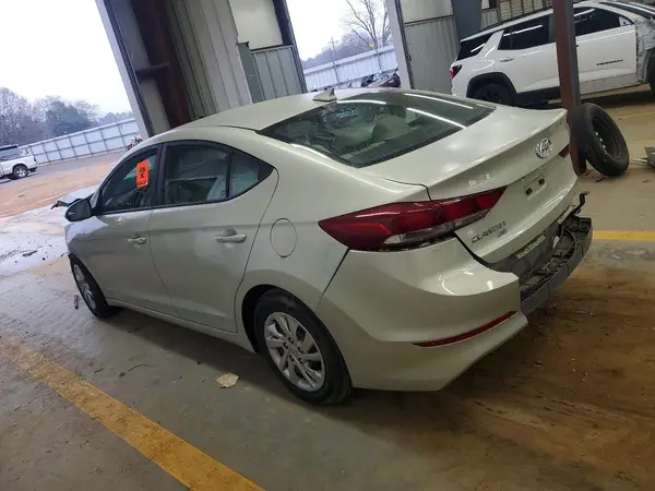 KMHD74LF4HU119285 2017 HYUNDAI ELANTRA - Image 2