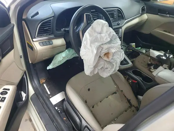 KMHD74LF4HU119285 2017 HYUNDAI ELANTRA - Image 8