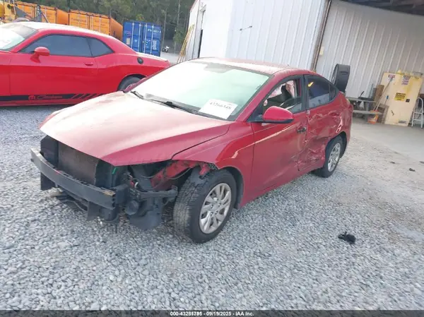 KMHD74LF4HU189577 2017 HYUNDAI ELANTRA - Image 2