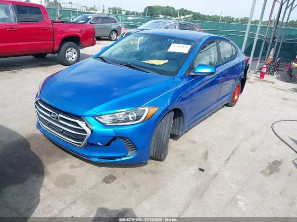 KMHD74LF4HU337839 2017 HYUNDAI ELANTRA - Image 2