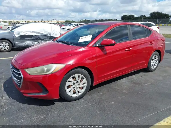 KMHD74LF4HU367603 2017 HYUNDAI ELANTRA - Image 2