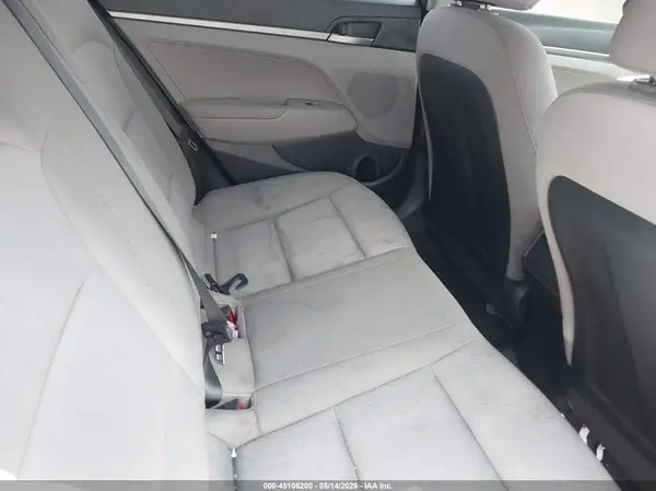 KMHD74LF4HU367715 2017 HYUNDAI ELANTRA - Image 8