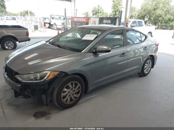 KMHD74LF4HU396020 2017 HYUNDAI ELANTRA - Image 2