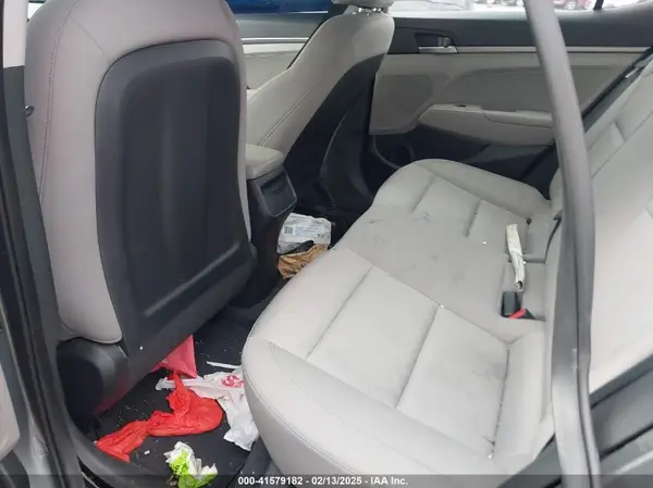 KMHD74LF4HU406433 2017 HYUNDAI ELANTRA - Image 8