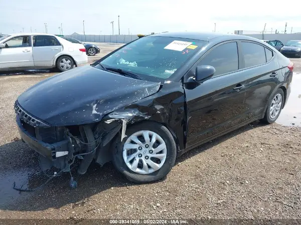 KMHD74LF4HU415651 2017 HYUNDAI ELANTRA - Image 2