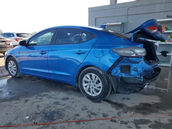 KMHD74LF4HU417707 2017 HYUNDAI ELANTRA - Image 2