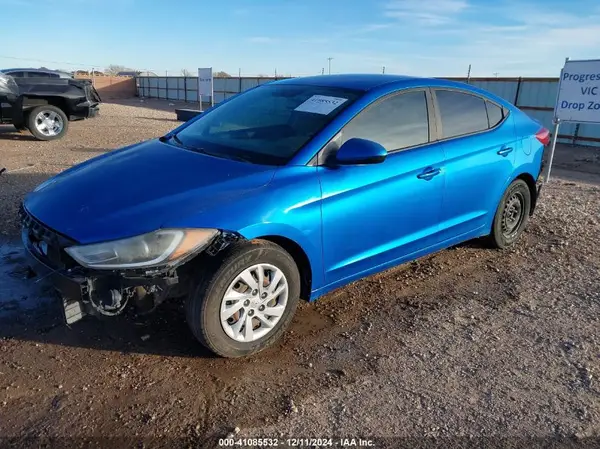 KMHD74LF4JU477590 2018 HYUNDAI ELANTRA - Image 2
