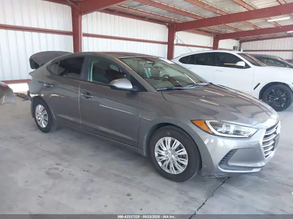 KMHD74LF4JU505937 2018 HYUNDAI ELANTRA - Image 1