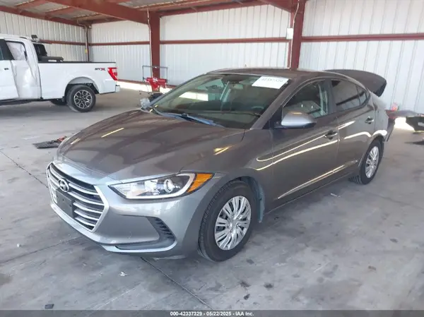 KMHD74LF4JU505937 2018 HYUNDAI ELANTRA - Image 2