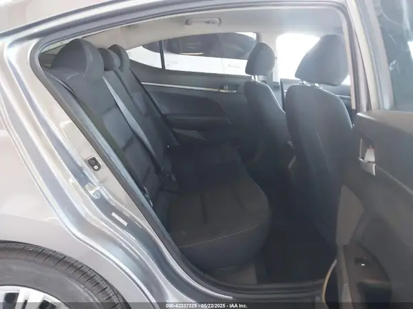 KMHD74LF4JU505937 2018 HYUNDAI ELANTRA - Image 8