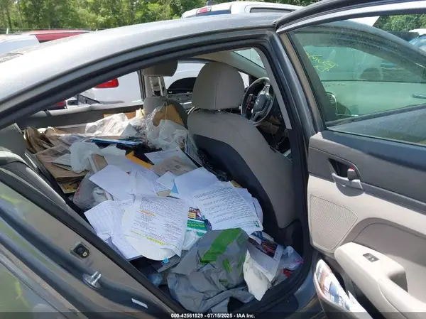 KMHD74LF4JU565880 2018 HYUNDAI ELANTRA - Image 8