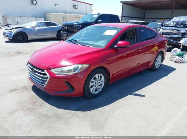 KMHD74LF4JU607366 2018 HYUNDAI ELANTRA - Image 2