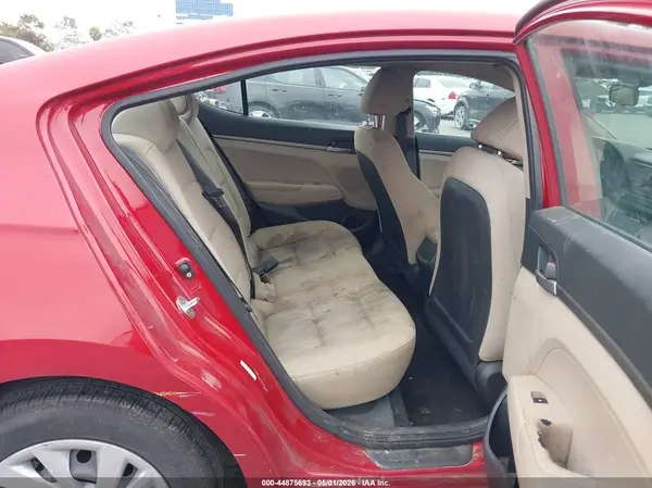 KMHD74LF4JU607416 2018 HYUNDAI ELANTRA - Image 8