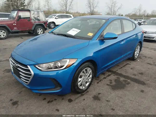 KMHD74LF4JU607545 2018 HYUNDAI ELANTRA - Image 2