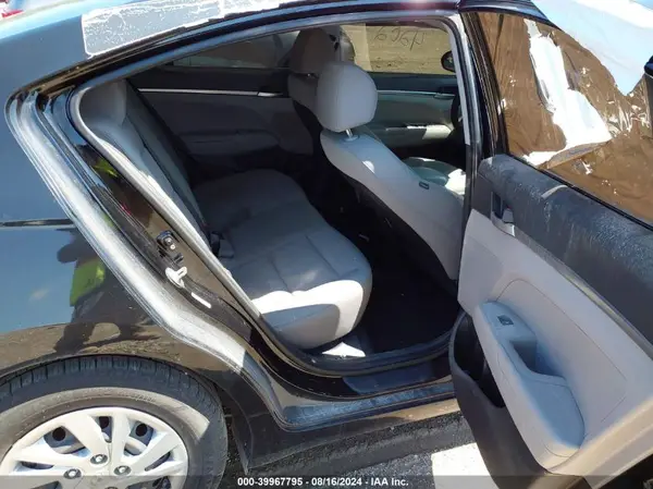 KMHD74LF4KU798885 2019 HYUNDAI ELANTRA - Image 8