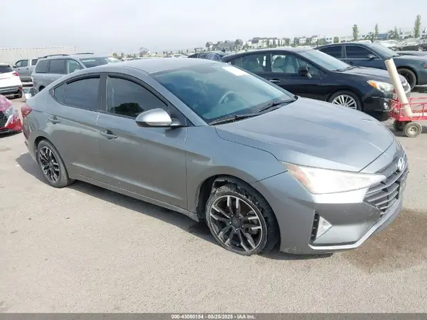 KMHD74LF4KU809366 2019 HYUNDAI ELANTRA - Image 1