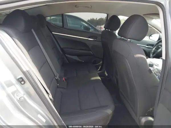 KMHD74LF4KU809366 2019 HYUNDAI ELANTRA - Image 8