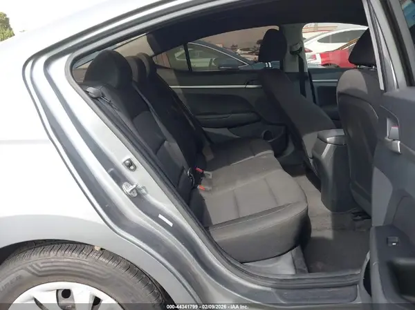 KMHD74LF4KU810338 2019 HYUNDAI ELANTRA - Image 8