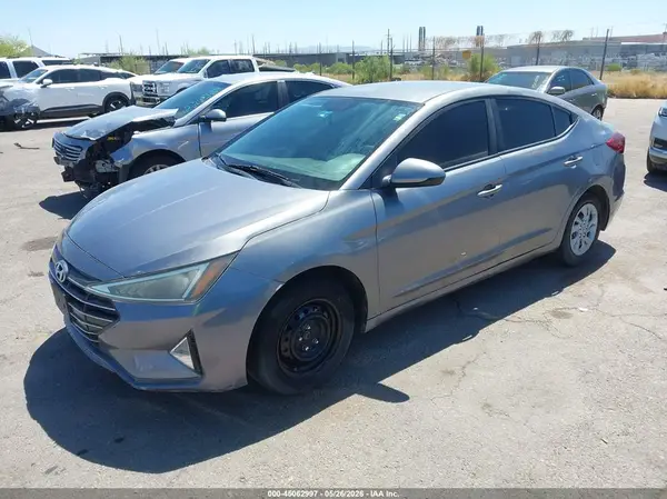 KMHD74LF4KU852573 2019 HYUNDAI ELANTRA - Image 2