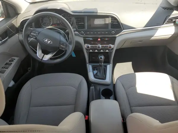 KMHD74LF4LU939410 2020 HYUNDAI ELANTRA - Image 8