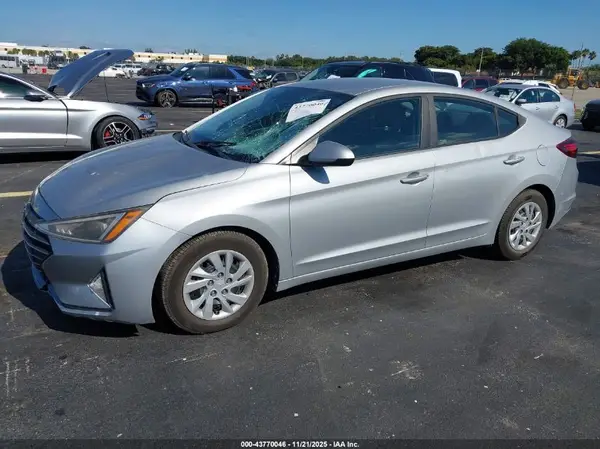 KMHD74LF4LU943229 2020 HYUNDAI ELANTRA - Image 2