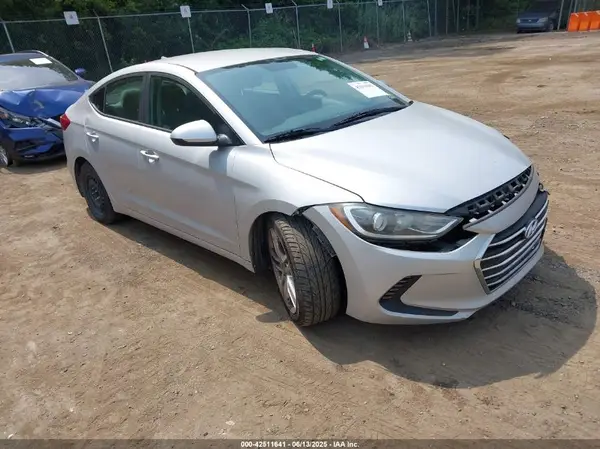KMHD74LF5HU075281 2017 HYUNDAI ELANTRA - Image 1