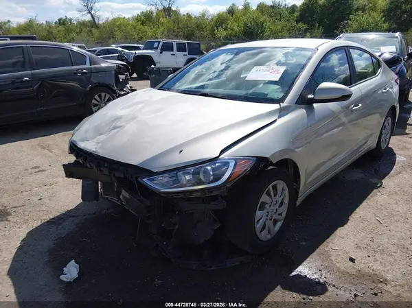 KMHD74LF5HU076902 2017 HYUNDAI ELANTRA - Image 2