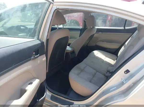 KMHD74LF5HU086894 2017 HYUNDAI ELANTRA - Image 8
