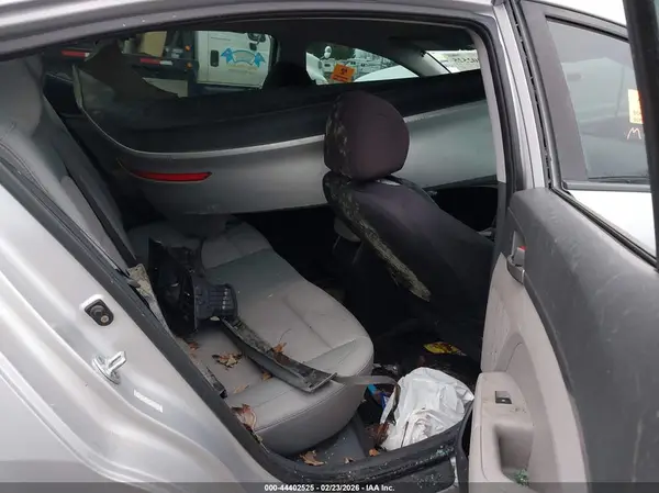 KMHD74LF5HU093179 2017 HYUNDAI ELANTRA - Image 8