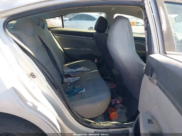 KMHD74LF5HU094347 2017 HYUNDAI ELANTRA - Image 8