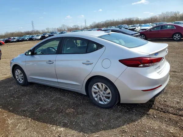 KMHD74LF5HU096325 2017 HYUNDAI ELANTRA - Image 2